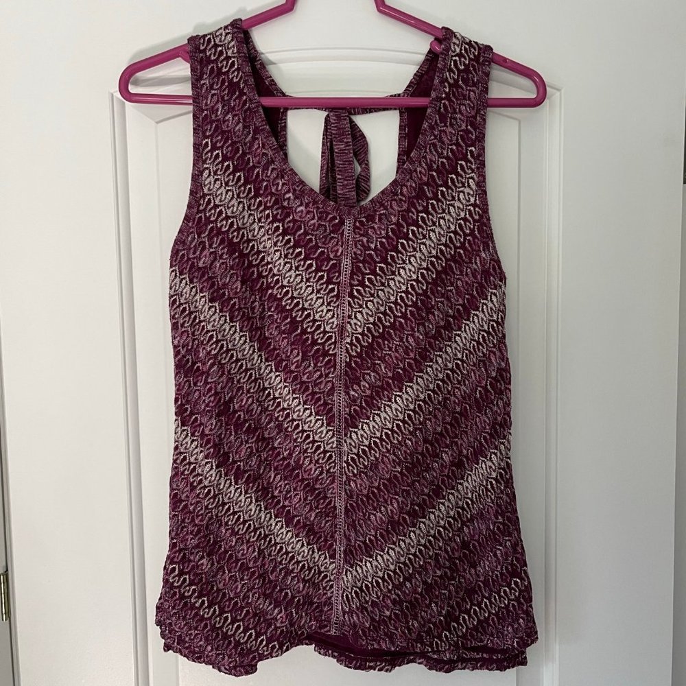 WHITE HOUSE BLACK MARKET V-Neck Crochet Sleeveless Top W/ Tie Back Size Medium